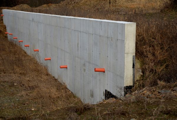 Cost of Hillside Drainage Installation in Newark
